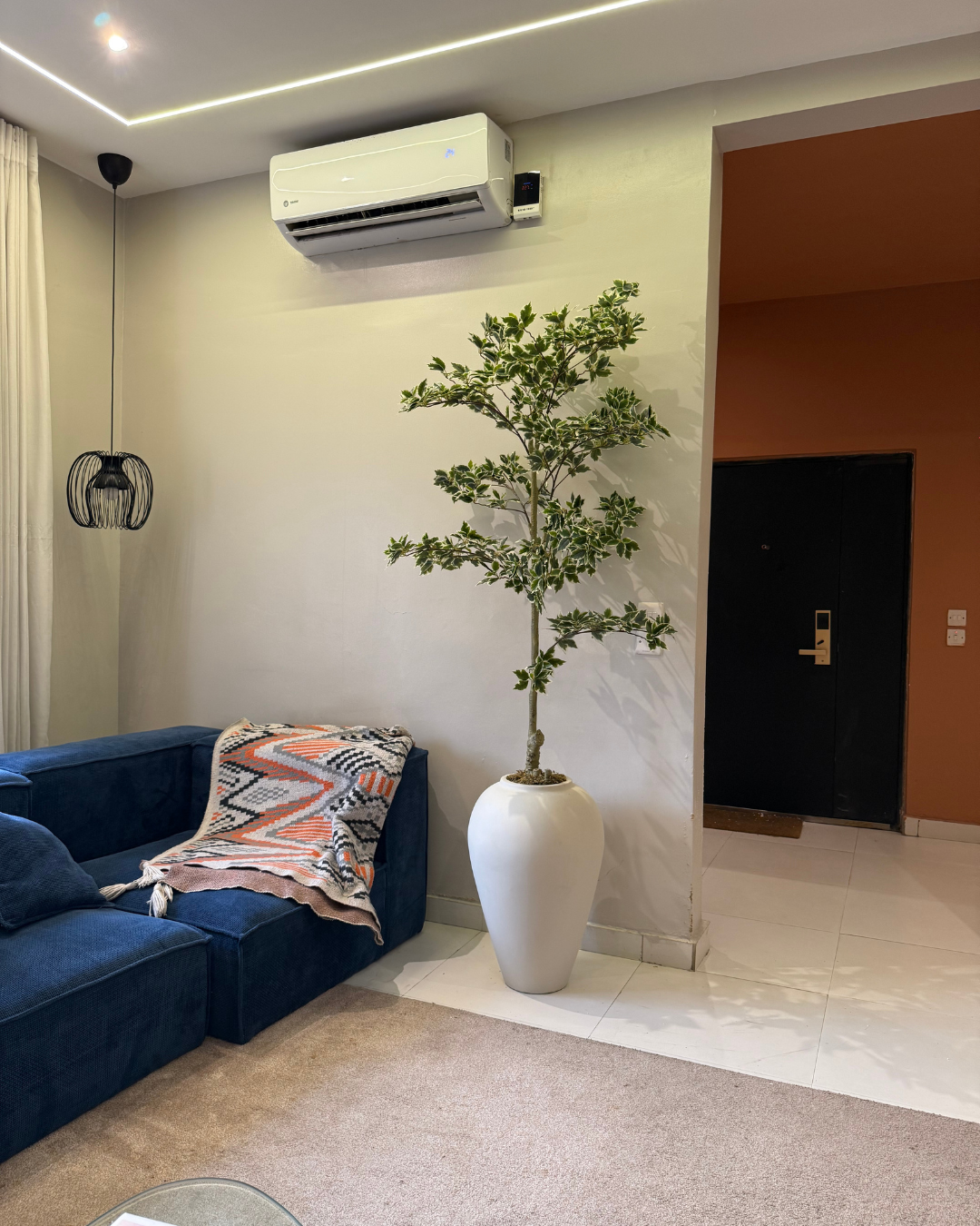 Artificial Banyan Tree in Nigeria Artificial White Edge Banyan Tree for modern home décor