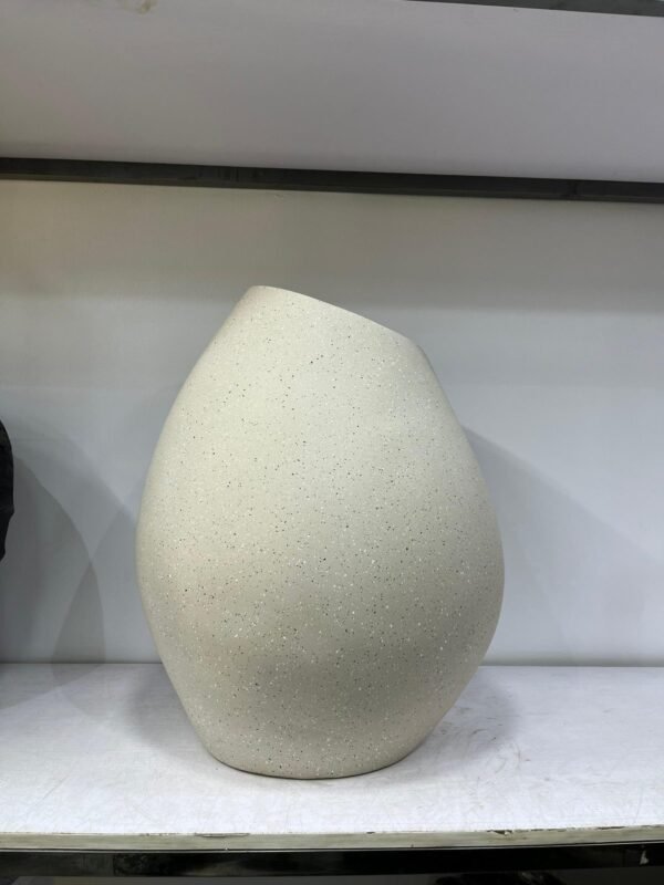 Beacon Mango Pot Fibrecast Planter 55cm Beacon Mango Pot Fibrecast Planter 55cm, view 3