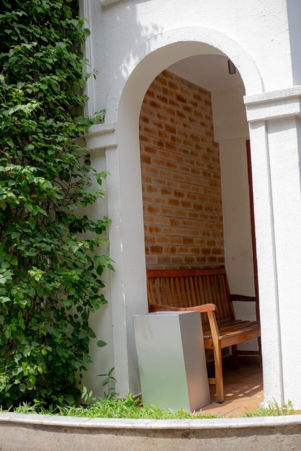 Falling Square Fiberglass Planter 65cm Falling Square Fiberglass Planter 65cm, view 4