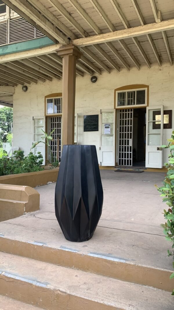 Okro (Big) Fibrecast Planter 70cm Okro (Big) Fibrecast Planter 70cm