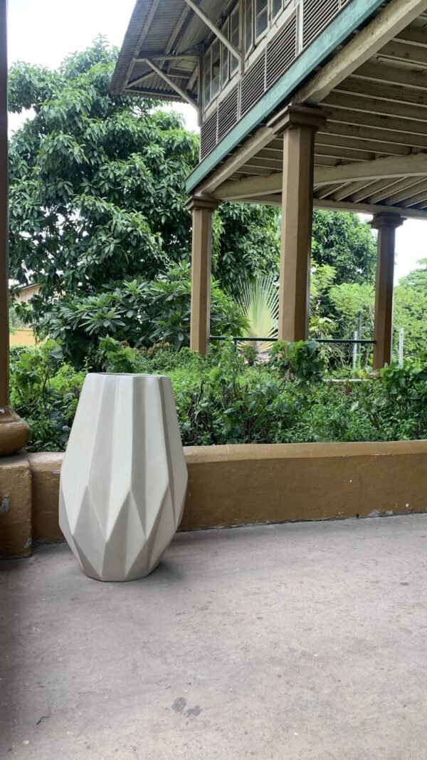 Okro (Small) Fibrecast Planter 60cm, view 3