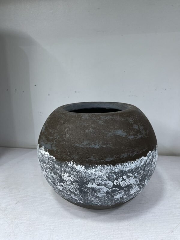 Rustic Orbis(Small) Fibrecast Planter 30cm Rustic Orbis(Small) Fibrecast Planter 30cm