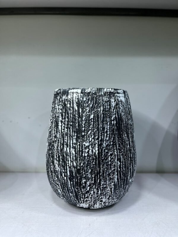 Small Rough Merlot Black and White Fibrecast Planter 42cm