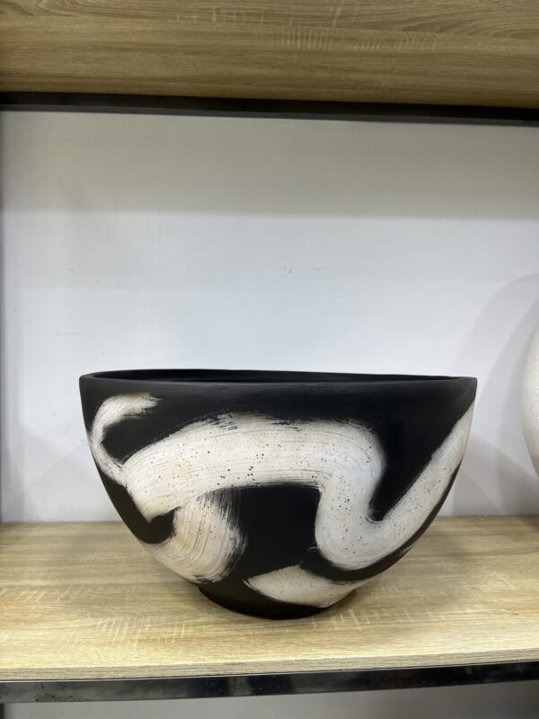 Swirl Kirana Fibrecast Planter 31cm Swirl Kirana Fibrecast Planter 31cm, view 3